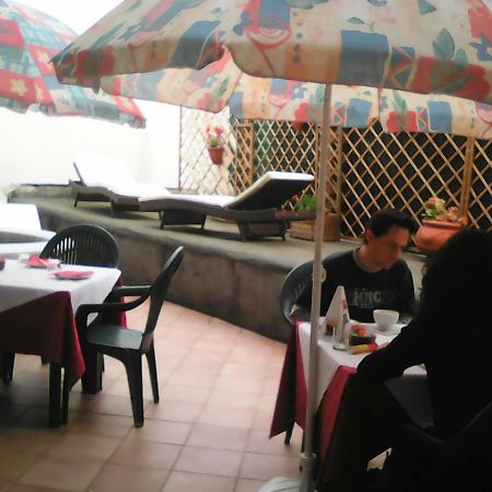 9 Vini Bed & Breakfast Alba  Exterior foto